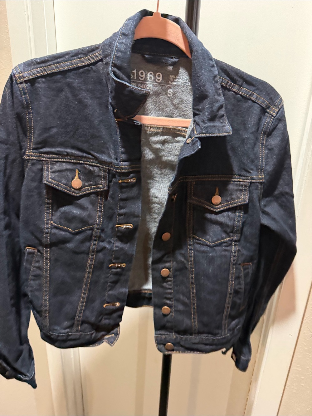 Gap 1969 Dark Wash Denim Jacket – Women’s Small – Classic Trucker